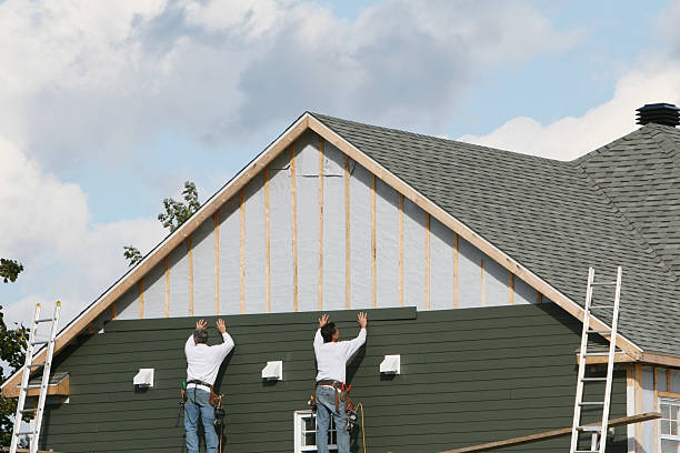 Professional Siding technician working in Jonesville, NC
